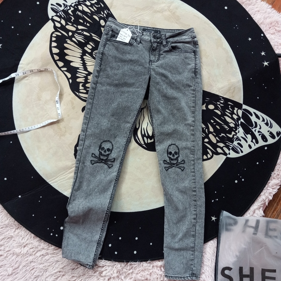 Current size 14-15 inch flat waist goth skinny jeans (3-7) some custom some reg - Picture 13 of 16